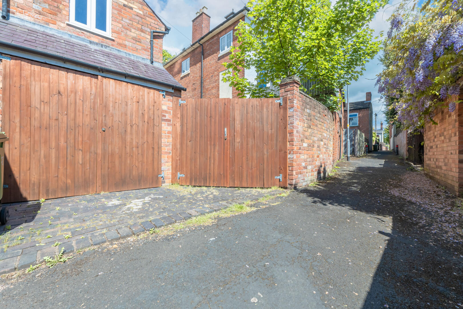 London Road, Worcester